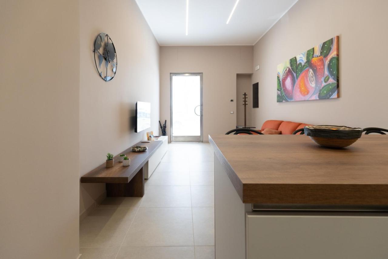 Iitana Luxury - Fronte Mare Con Vasca Idromassaggio Apartment