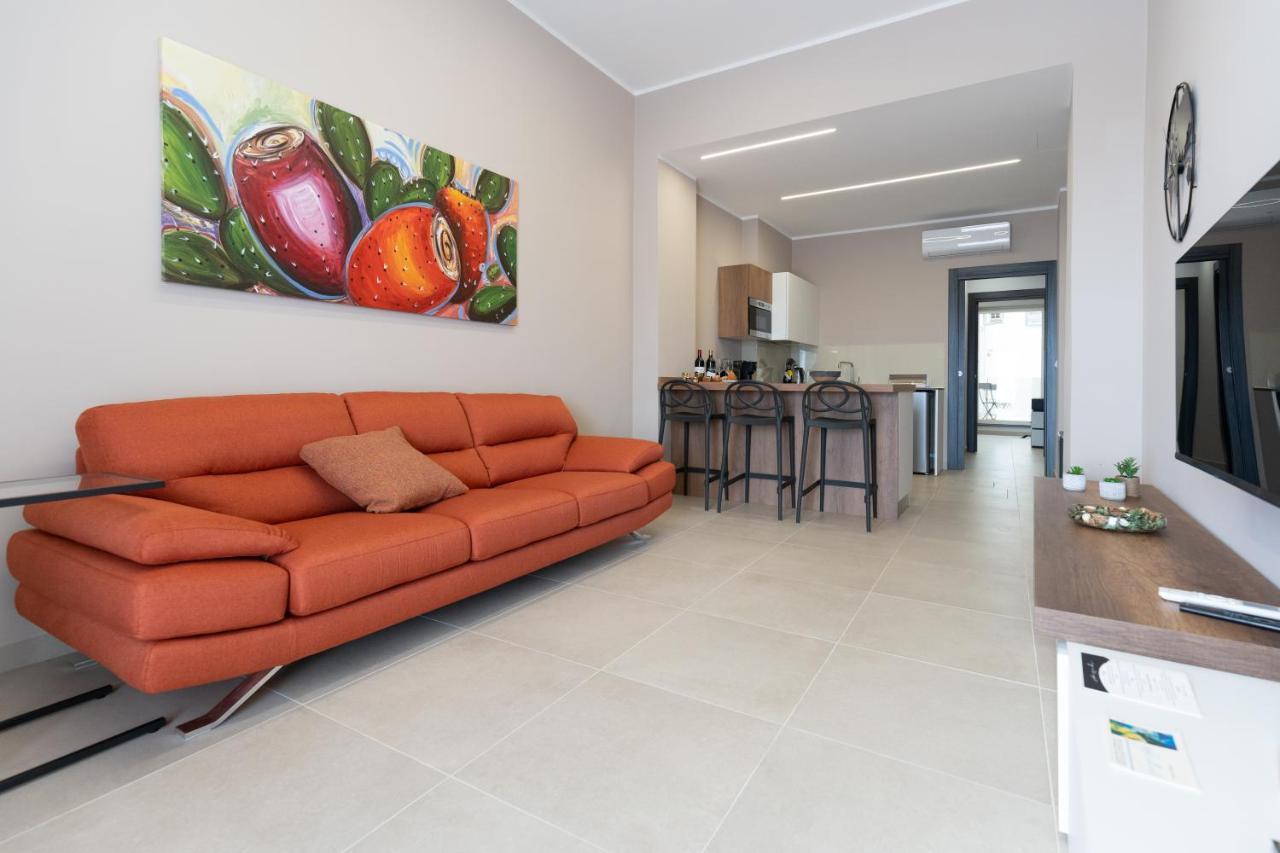 Iitana Luxury - Fronte Mare Con Vasca Idromassaggio Catania