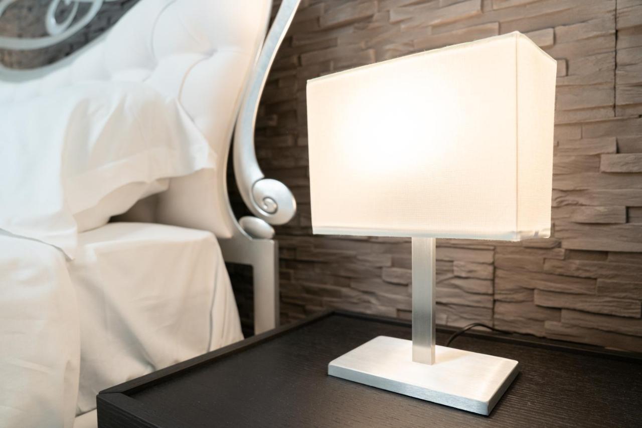 Iitana Luxury - Fronte Mare Con Vasca Idromassaggio Catania