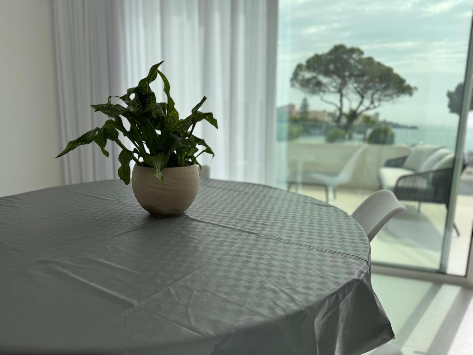 Iitana Luxury - Fronte Mare Con Vasca Idromassaggio *